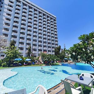 Grand Jomtien Palace Hotel - Sha Extra Plus